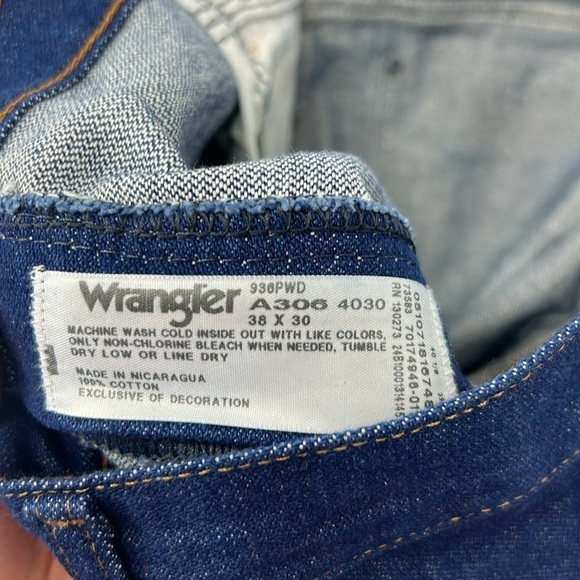 Wrangler NWT men’s slim fit cowboy cut jeans 38X30 - Picture 6 of 6
